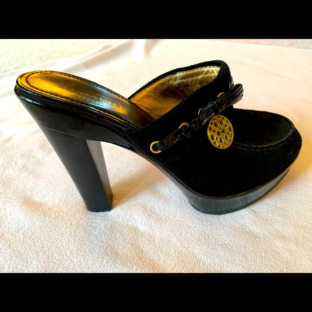 COACH JODEY SUEDE MULE HEEL WGOLD “C” CHARM LN
